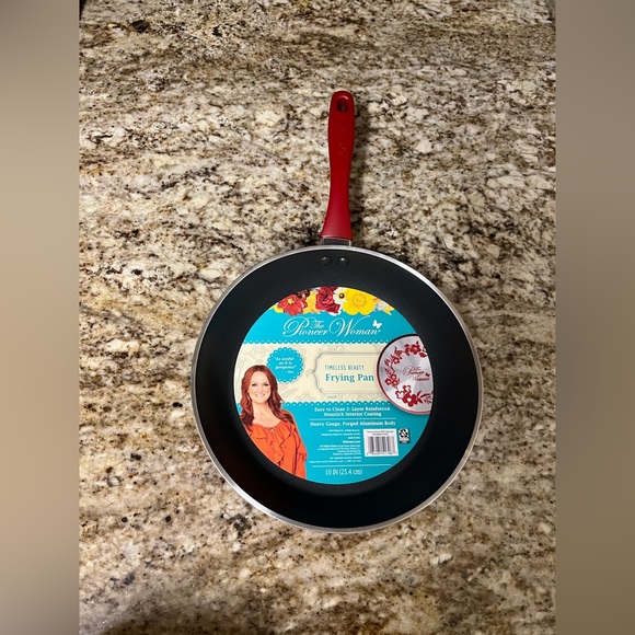 The Pioneer Woman Timeless Beauty Frying Pan - Picture 8 of 11